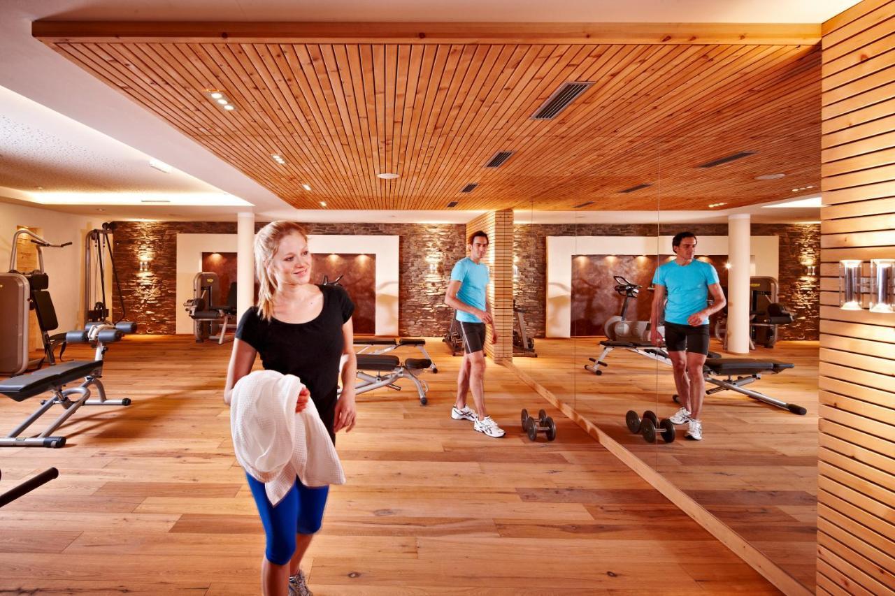 Hotel Berghof Crystal Spa & Sports Tux Eksteriør billede