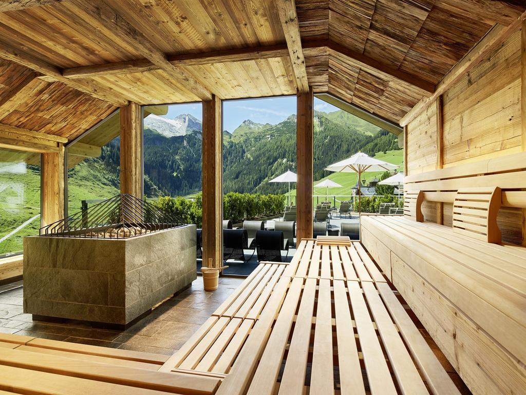 Hotel Berghof Crystal Spa & Sports Tux Eksteriør billede