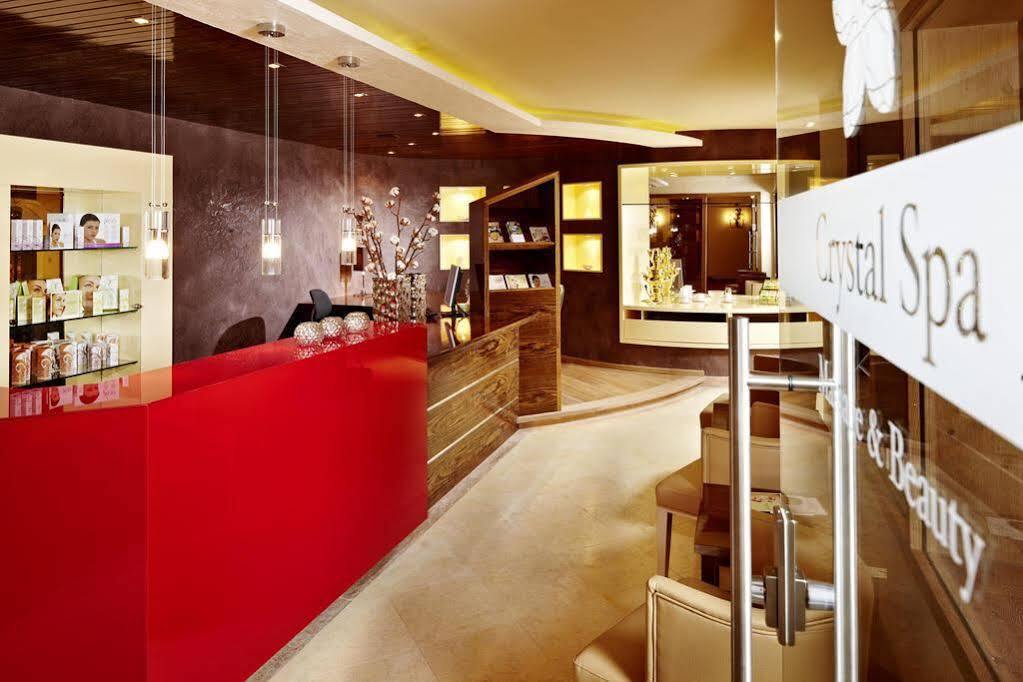 Hotel Berghof Crystal Spa & Sports Tux Eksteriør billede